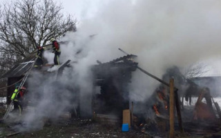 Спалахнув, як сірник: на Рівненщині дотла вигорів будинок із хазяїном
