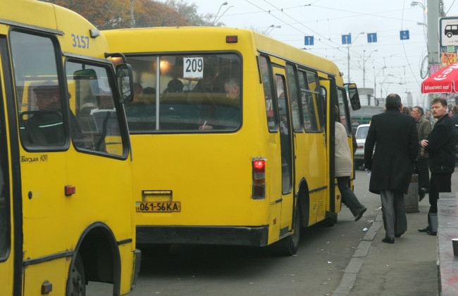 У столичній маршрутці сталася серйозна бійка: подробиці, відео