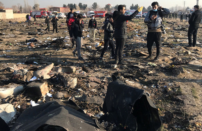 Нет шансов опознать тела: новые подробности авиакатастрофы в Иране