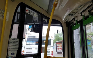 В Киеве на ходу вспыхнул автобус с пассажирами