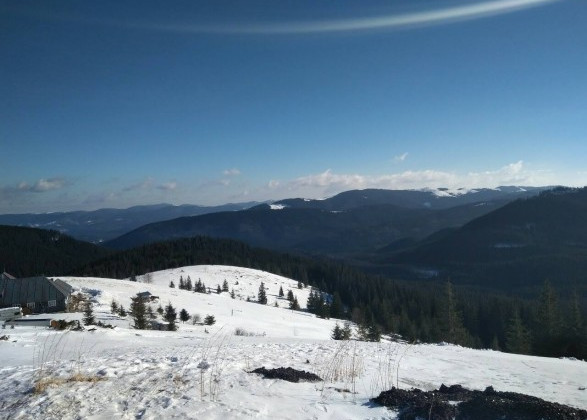 Туристов предупредили о лавинной опасности в Карпатах