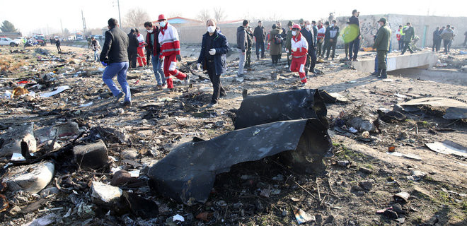 Крушение самолета в Тегеране: удар ракеты пришелся по кабине пилотов
