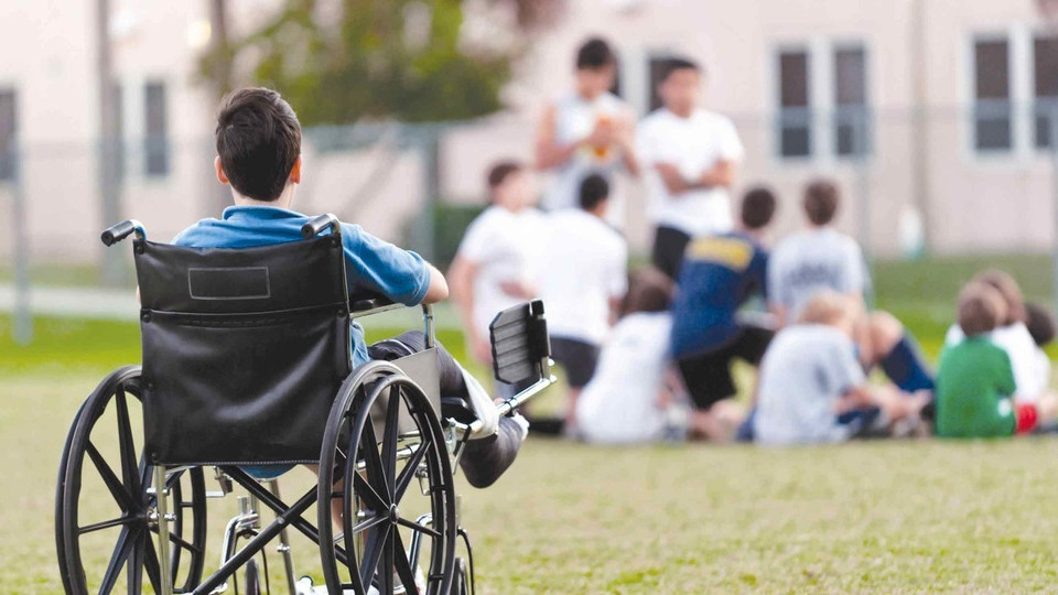 В Україні збільшать допомогу дітям з інвалідністю