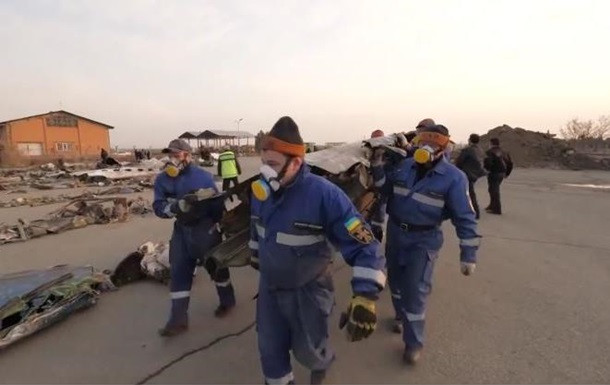 Крушение украинского лайнера в Иране: спасатели опубликовали новое видео