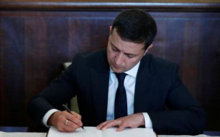 Зеленський підписав закон про особливості роботи парламентських ТСК