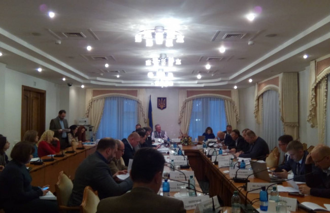 Комитет «застрял» с вопросом о децентрализации из-за ошибок в законопроекте