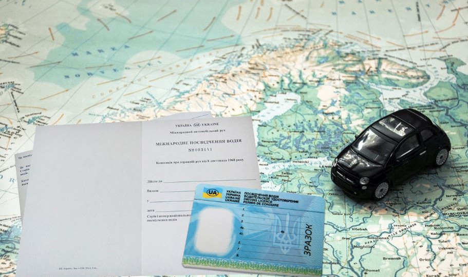 Як отримати міжнародне посвідчення водія для виїзду за кордон: покрокова інструкція