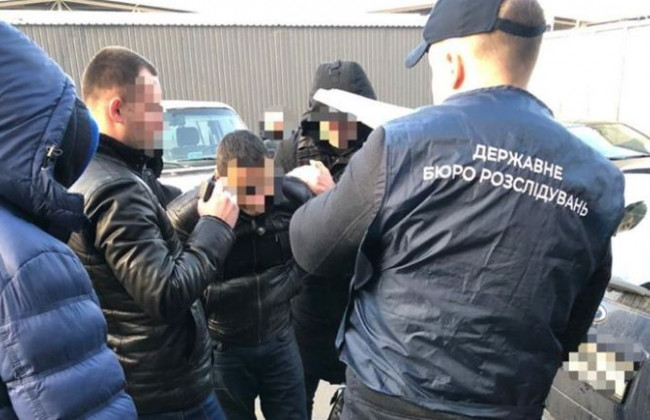 Вимагав хабарі від підприємців: силовики затримали підполковника