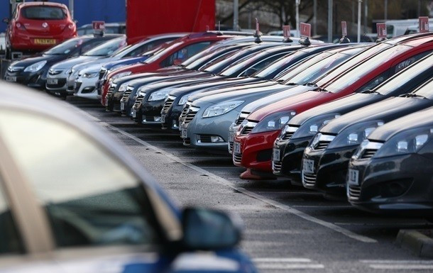 Индивидуальные номера на автомобили: в МВД назвали самые необычные заказы