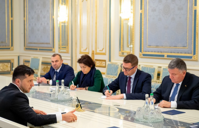 Зеленський наказав силовикам знайти причетних до запису розмов Гончарука