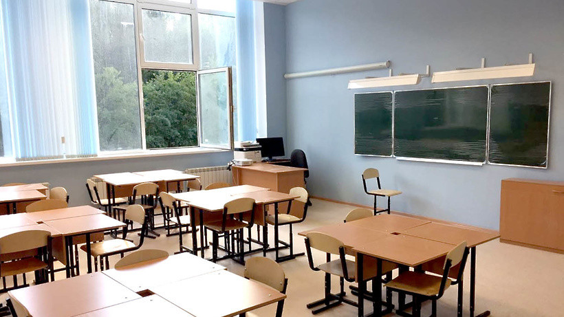 В Украине учителей-пенсионеров переведут на контракты
