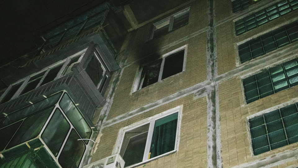 В Киеве человек с расстройством психики сгорел заживо в собственном доме: подробности