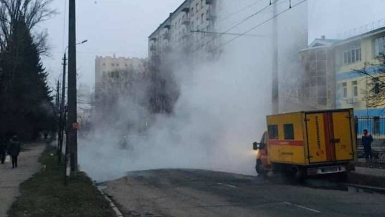 В Киеве снова прорвало теплотрассу: первые подробности