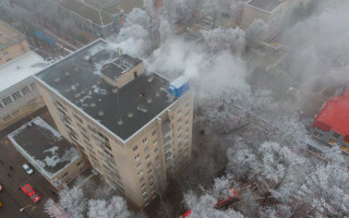 В Днепре горело общежитие медицинского колледжа: фото и видео с места инцидента