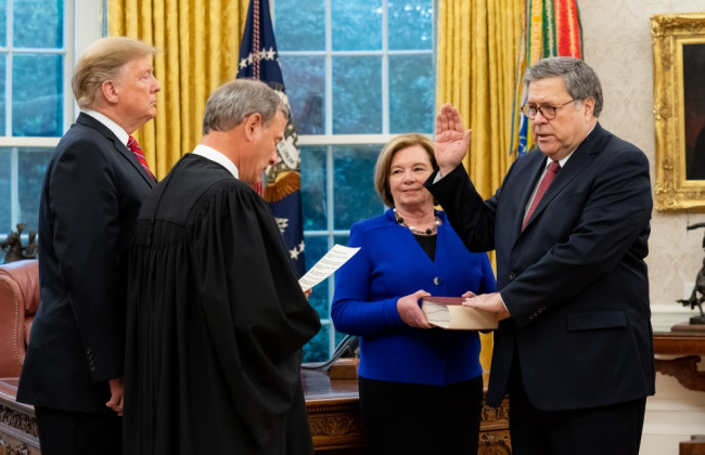 В США создали президентскую комиссию по правоохранительной деятельности и отправлению правосудия