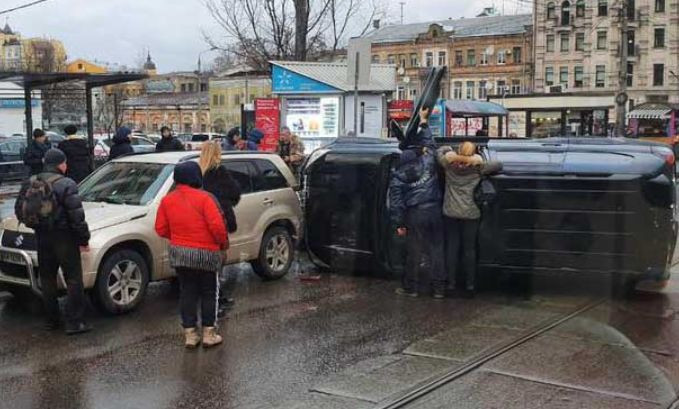 ДТП с переворотом в Киеве: первые подробности