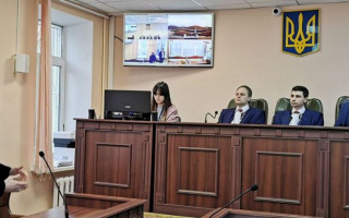 Суд відклав розгляд апеляційних скарг у справі керівниці Одеської ДПС
