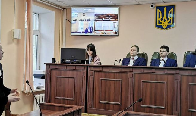 Суд відклав розгляд апеляційних скарг у справі керівниці Одеської ДПС