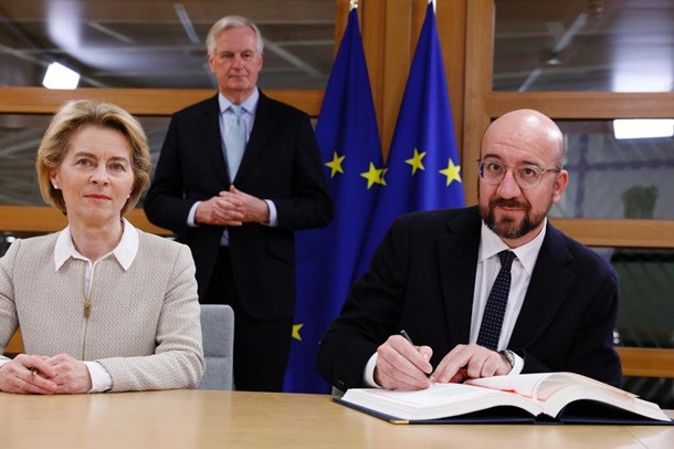 Євросоюз підписав угоду про вихід Великобританії з ЄС