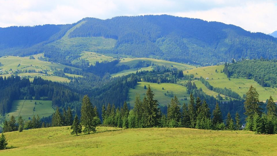 В Карпатах зафіксували підземні поштовхи