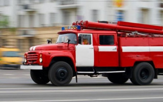 В Киеве вспыхнул пожар в многоэтажке