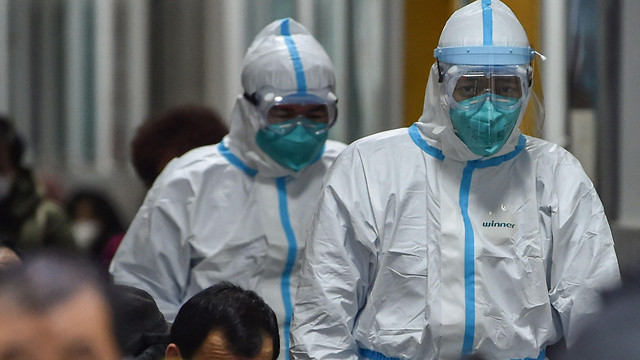 Китайский вирус пошел по миру: еще одна страна подтвердила первые случаи заражения