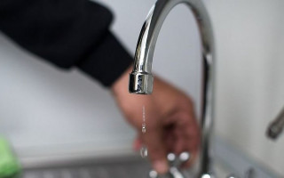 На деяких столичних вулицях зникла вода: адреси