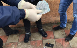 Контрабанда тютюну: на хабарі погорів прикордонник