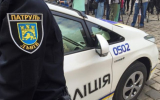 У Львові жінка напала на поліціянтку: є подробиці