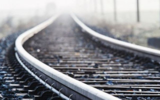 Трагедія на Прикарпатті: потяг насмерть збив підлітка