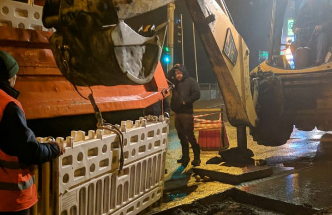 В Киеве произошла авария на канализационном коллекторе