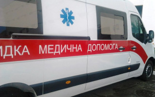 Под Днепром пьяная пациентка избила фельдшера скорой помощи