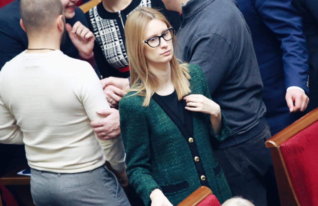 «Только правки, только хардкор»: в «Слуге народа» заявили, что парламент заблокирован на полгода