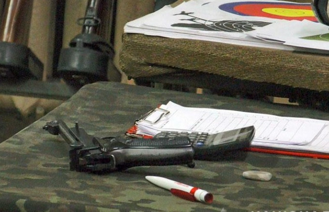 В Полтаве 18-летняя застрелила инструктора в тире