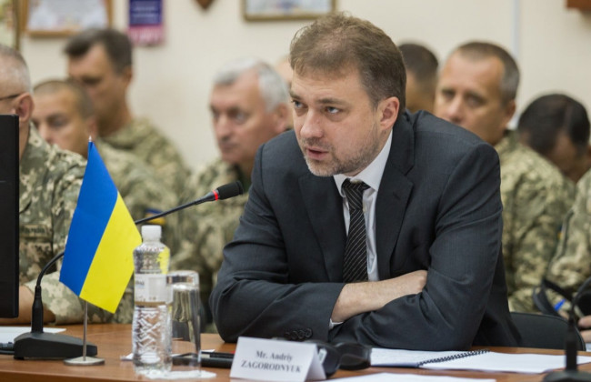 В Украине появятся электронные военные билеты: министр обороны назвал сроки