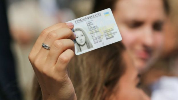 14-річні українці отримуватимуть паспорт і код одночасно: що відомо про нову послугу