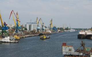 Суд отменил приостановку передачи имущества Херсонского порта