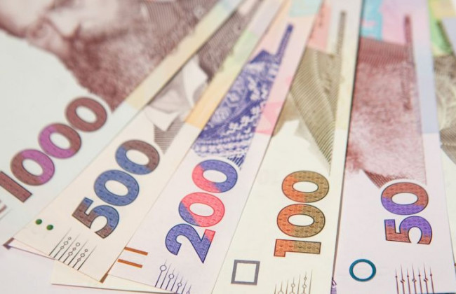 Столичним працівникам освіти збільшать зарплату