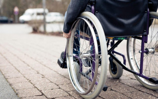 Пандусы можно строить без документов: в Украине вступил в силу закон