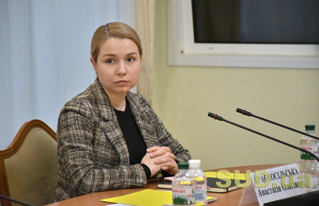 Глава антикоррупционного комитета родила ребенка