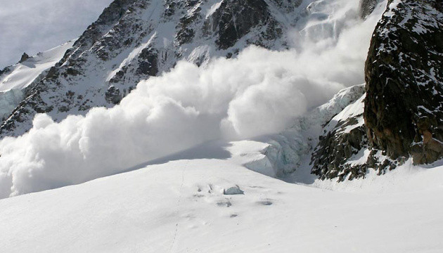 В Карпатах возможен сход лавин: объявлен 3 уровень опасности