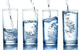 Как правильно пить воду, чтобы не навредить организму