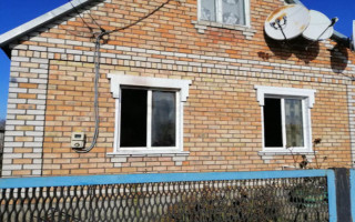 Донимали коллекторы: на Днепропетровщине женщина убила свою семью и повесилась