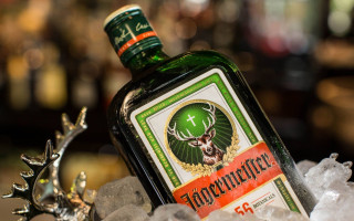 Швейцарский суд: Логотип популярного ликера Jägermeister не оскорбляет чувства христиан