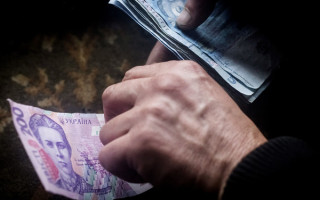 Пенсии в Украине: сколько человек получают низкие выплаты