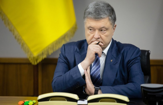 Печерский райсуд Киева обязал Нацполицию принудительно доставить Порошенко на допрос в ГБР
