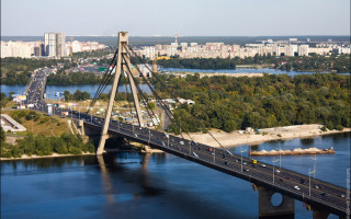 Киевские мосты проверят на аварийность: Кличко дал поручение