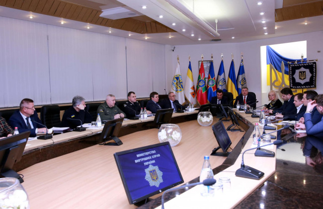 У Міністерстві внутрішніх справ пройшла нарада щодо  коронавірусу