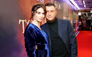 Звезда «Мажора» разводится, а Вайнштейн признан виновным в насилии: новости шоубиза