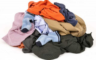 У Києві масово спалюватимуть одяг та взуття: що відомо